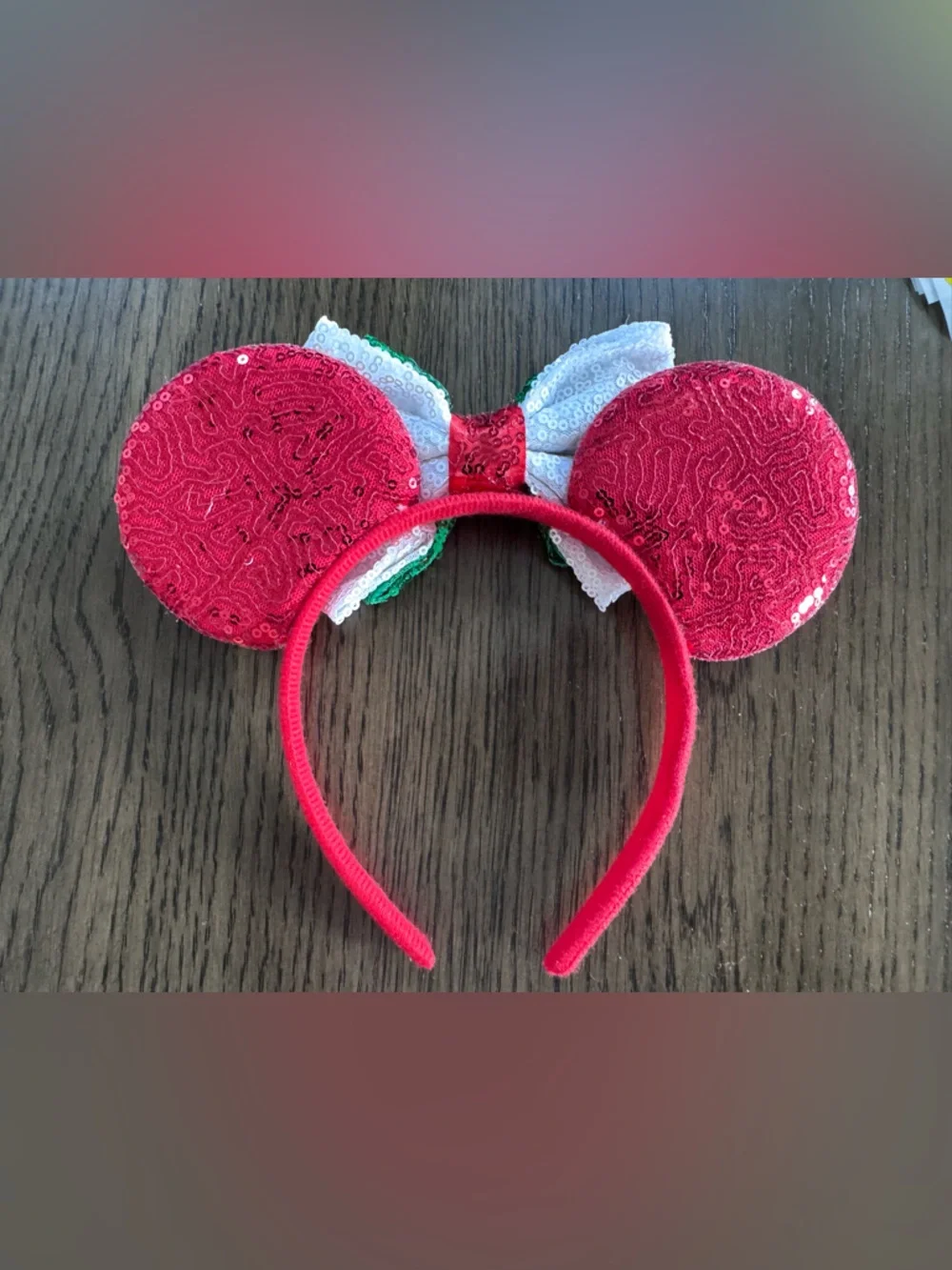 NWOT Christmas Sequin Mickey Mouse Disney Headband in Red & Green